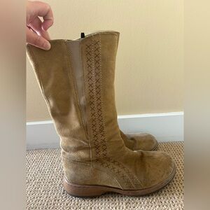 Vintage Dansko Side Detailed Tan Suede Women's Boots Size 10